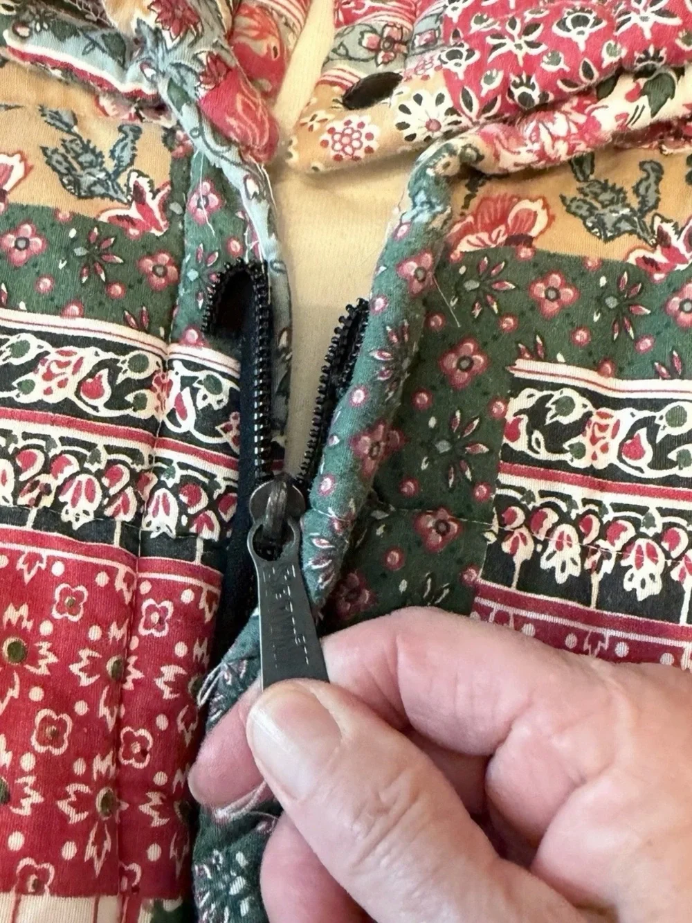 Vintage 70s Heritage Quilts Snug Sak Wearable Sleeping Bag